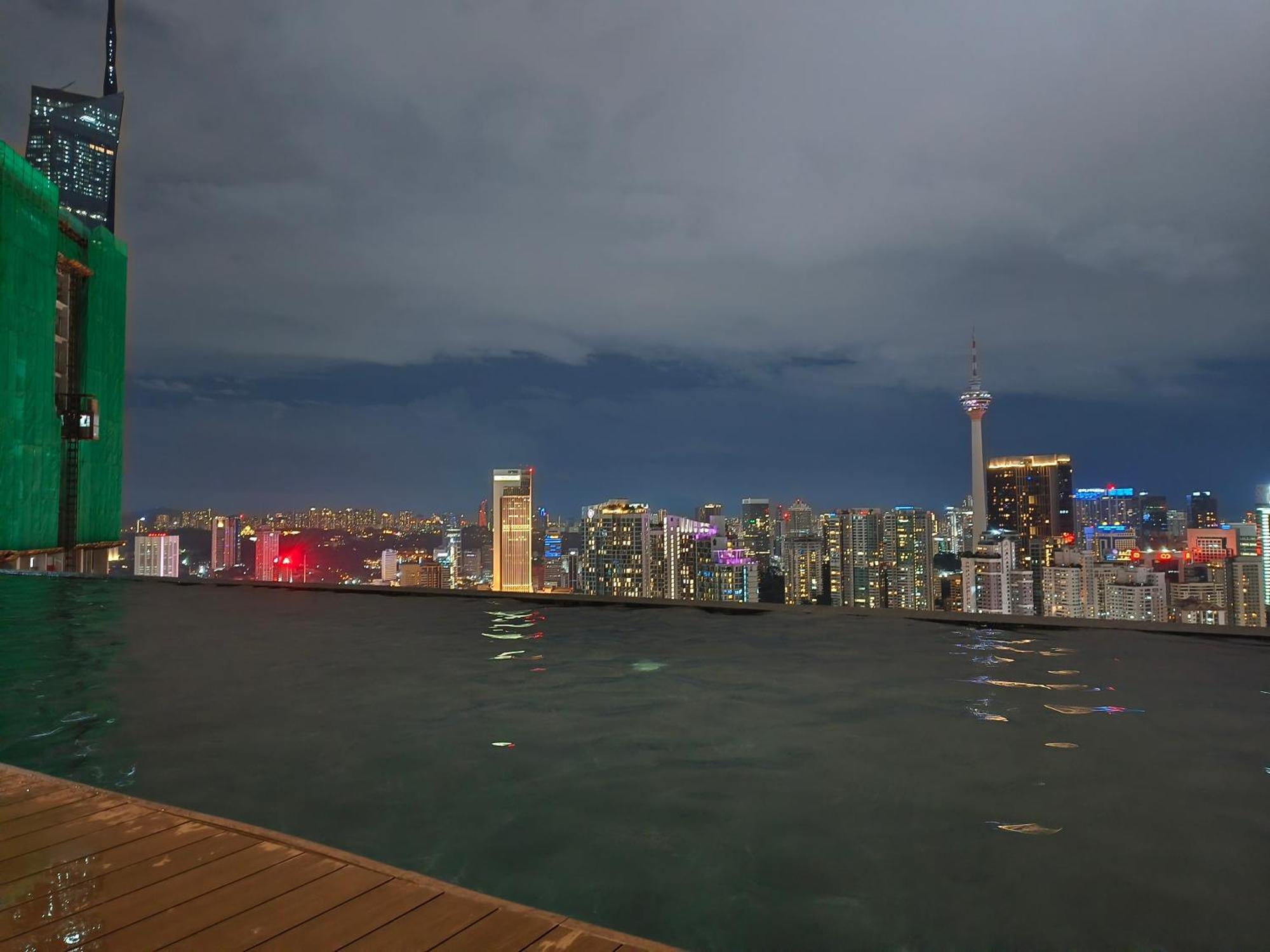 Lucentia Suites Klcc By City View Куала-Лумпур Экстерьер фото