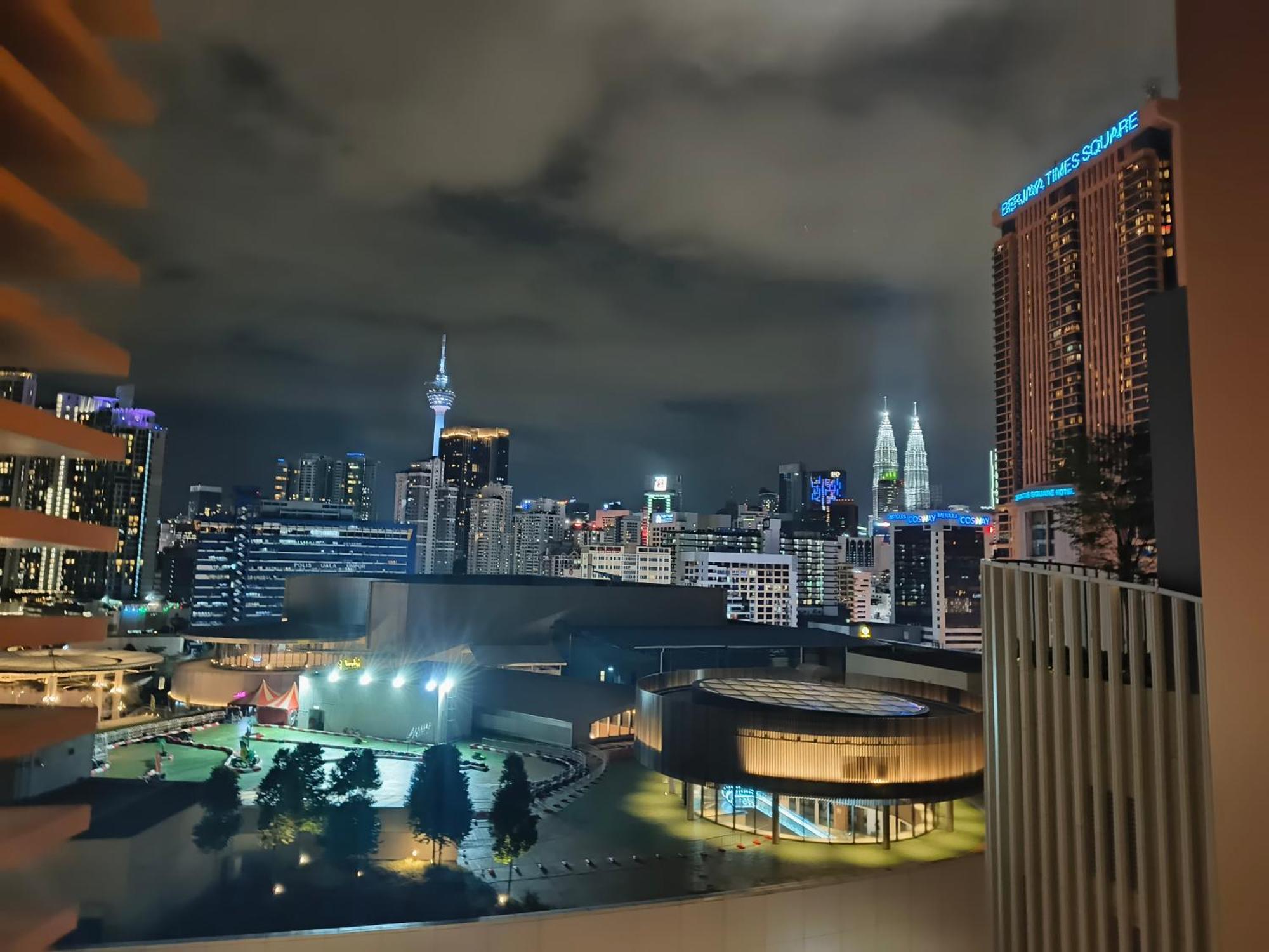 Lucentia Suites Klcc By City View Куала-Лумпур Экстерьер фото